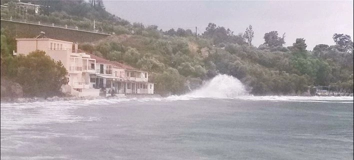 Ζημιές σε Μεθώνη και Φοινικούντα από την επέλαση του κυκλώνα Ζορμπά – Δείτε εικόνες